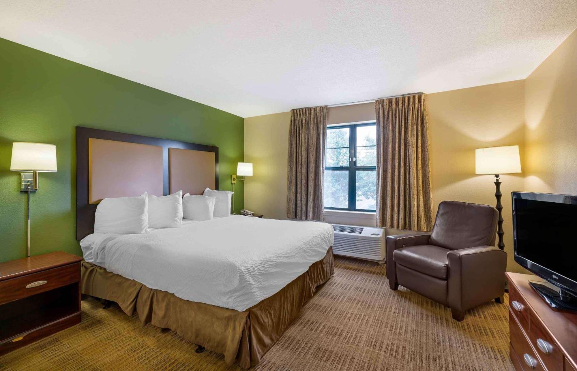 เอ็กซ์เทนด์ สเตย์ อเมริกา - วอชิงตันดีซี - เยอรมันทาวน์ - ไมล์สโตน Hotel ภายนอก รูปภาพ